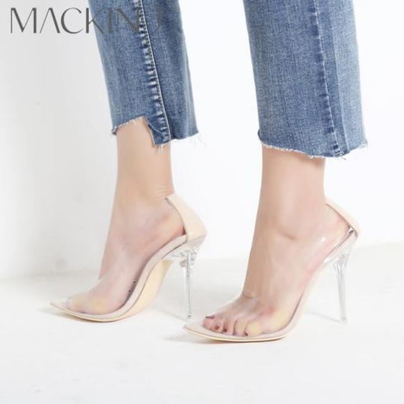 mackin j clear pumps